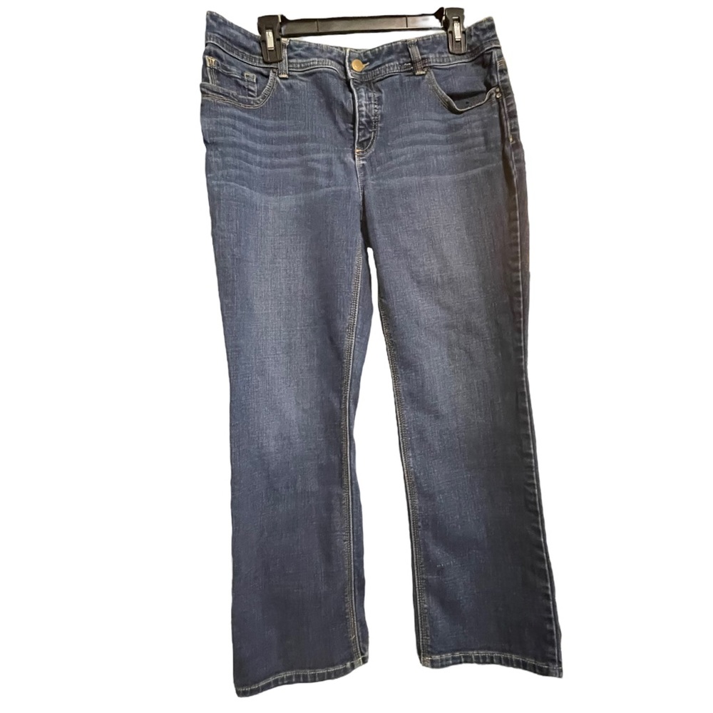 So slimming by Chico’s jeans Size 1.5 short